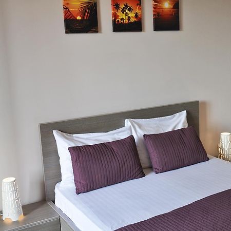 Antos Deluxe Apartment Констанца Екстериор снимка
